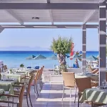 酒店 Blue Bay 伊利索斯