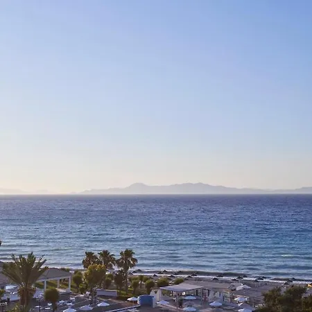 Blue Bay Отель