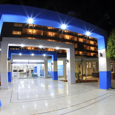 Hotel Blue Bay 4*
