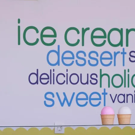 Blue Bay יאליסוס