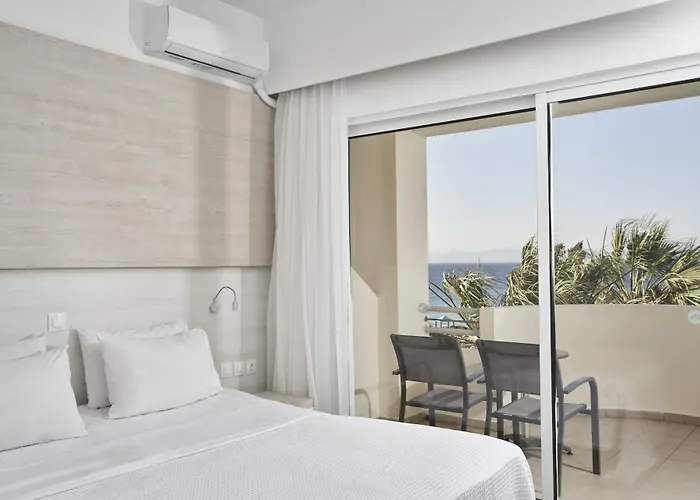 Hotel Blue Bay 4*